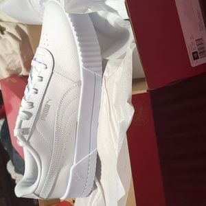 New! Women's White Puma Carina L Style